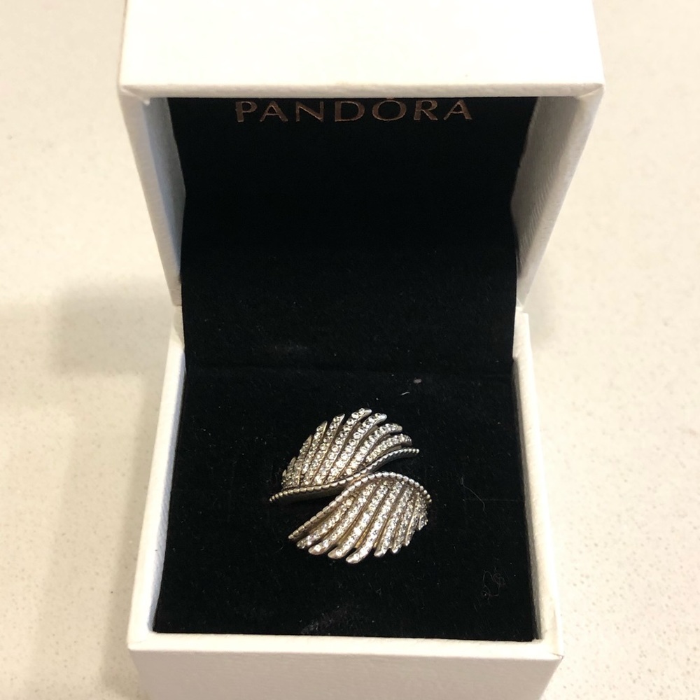 Pandora Shimmering Phoenix Feather ring